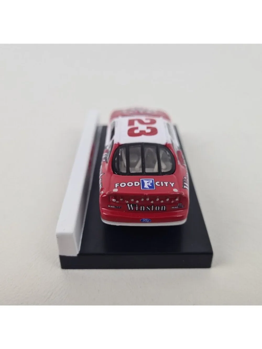 Action 1:64 Team Winston No Bull 1999 #23 Jimmy Spencer Nascar Diecast 90108